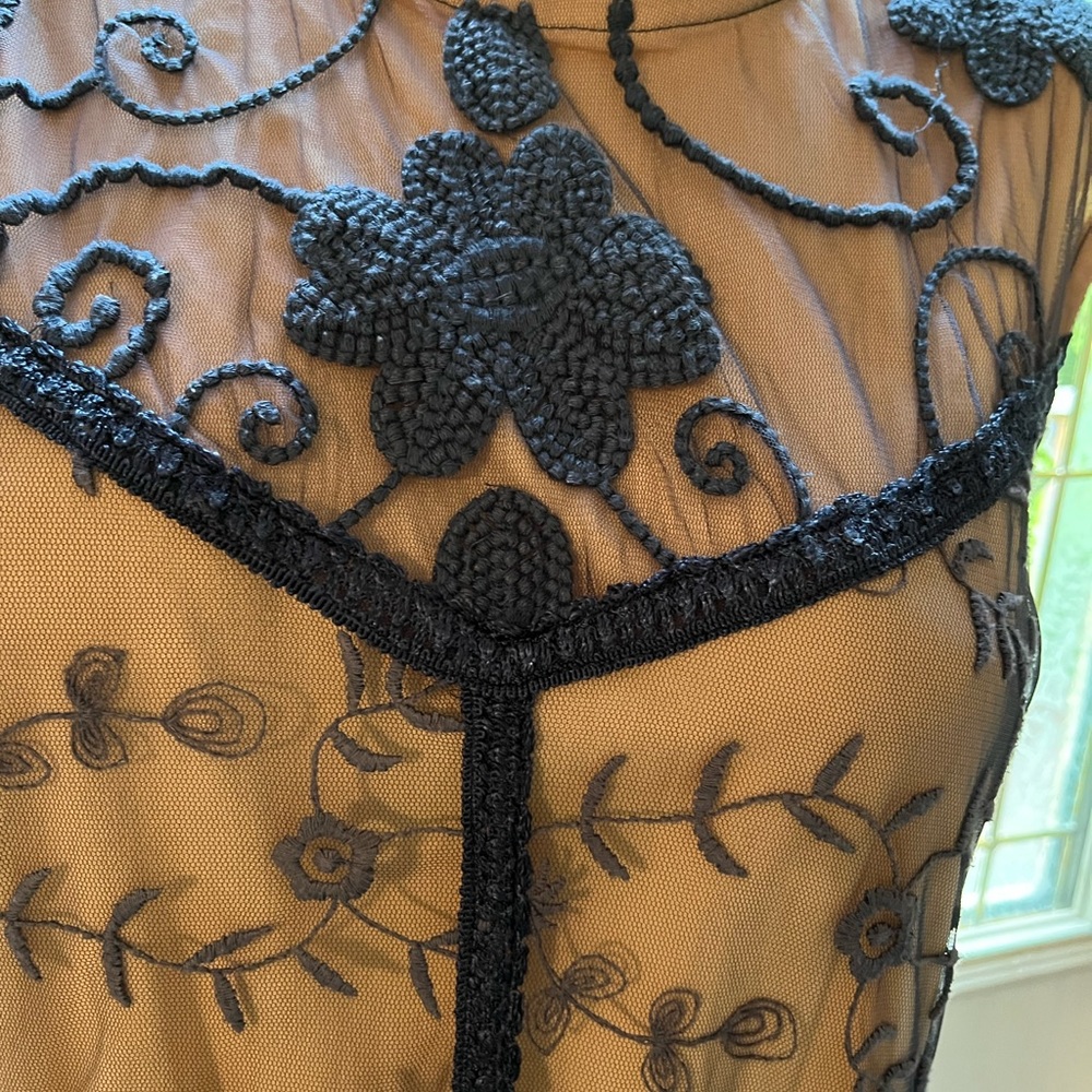 Absolutely beautiful dress size 10 fully lined - Picture 7 of 12